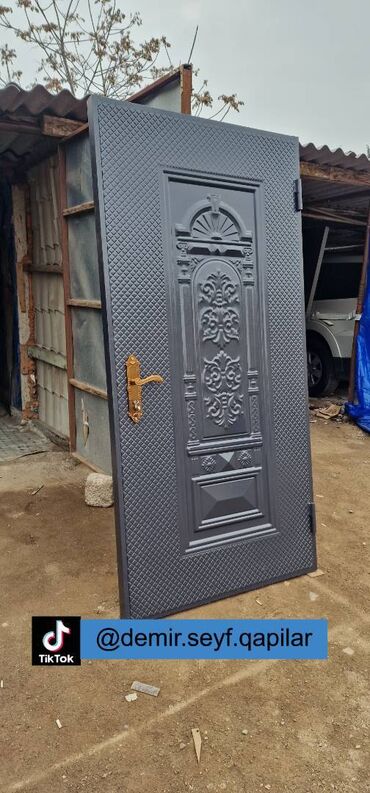 Giriş qapıları: Yeni Giriş qapısı Ödənişli çatdırılma — 15