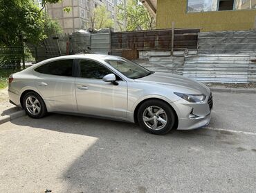 ниссан куб: Hyundai Sonata: 2020 г., 2 л, Автомат, Газ, Седан