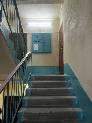 Продажа квартир: 3 комнаты, 62 м², 105 серия, 4 этаж, Косметический ремонт at lalafo.kg — 11 Продажа квартир: 3 комнаты, 62 м², 105 серия, 4 этаж, Косметический ремонт — 11