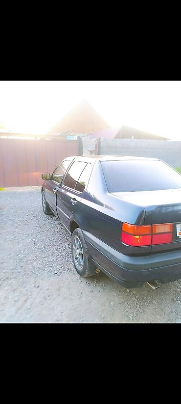 rb 25: Volkswagen Vento: 1993 г., 1.8 л, Механика, Бензин, Седан — 2