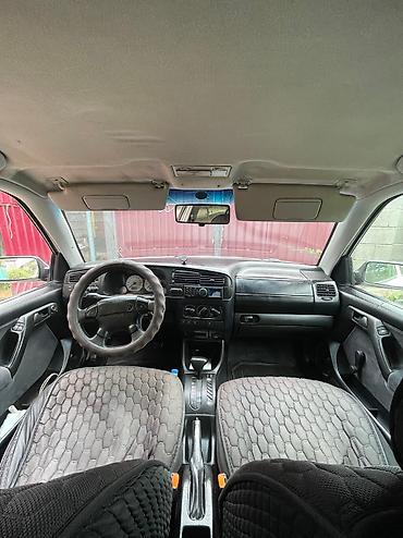 Volkswagen: Volkswagen Vento: 1996 г., 1.8 л, Автомат, Газ, Седан — 11