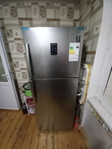 xaladenik satiram: Новый Холодильник Samsung, No frost, Двухкамерный, цвет - Серебристый