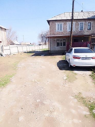 Продажа коттеджей и домов: 7 комнат Предлагается к продаже двухэтажный жилой дом из кирпича — 1