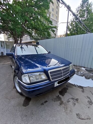 Mercedes-Benz: Mercedes-Benz C 200: 2 l | 1996 il Sedan — 1