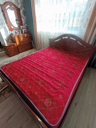 детскую кроватку кроватка к: Спальный гарнитур, Двуспальная кровать, ДСП, цвет - Коричневый