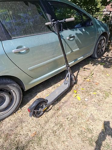 Trotineti, skejtbordovi i hoverbordovi: Električni trotinet Ninebot - Brend/model: Ninebot električni — 9