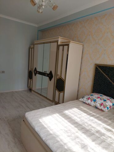 Uzunmüddətli kirayə mənzillər: Mənzil – san/qovşağı və balkon təsviri - Hamam: Divar və döşəmə — 23