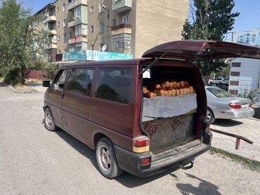 срочно срочно продам машину: Volkswagen Transporter: 1995 г., 0.2 - engine capacity л, Механика, Газ, Вэн/Минивэн