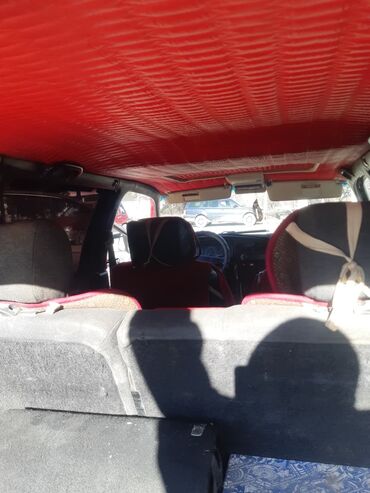 Volkswagen: Volkswagen Passat: 1991 г., 1.8 л, Механика, Универсал — 9