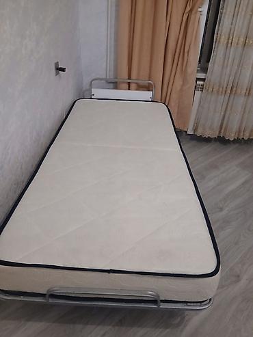 Çarpayılar: İşlənmiş, Təknəfərlik çarpayı, Bazasız, Matras ilə, Siyirməsiz — 2