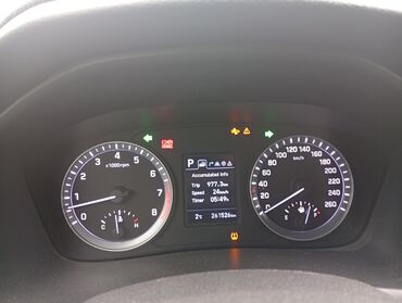 машина в росрочку: Toyota Innova: 2017 г., 2.7 л, Автомат, Бензин, Хетчбек
