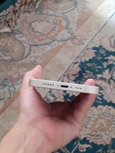 Apple iPhone: IPhone 13, Б/у, 128 ГБ, Старлайт, Зарядное устройство, Кабель, Чехол, 17 % — 6