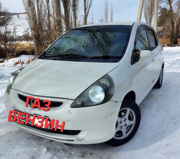 Honda: Honda Fit: 2002 г., 1.3 л, Вариатор, Газ, Хэтчбэк