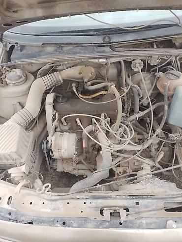 кия афто: Volkswagen Passat: 1988 г., Механика, Бензин — 4