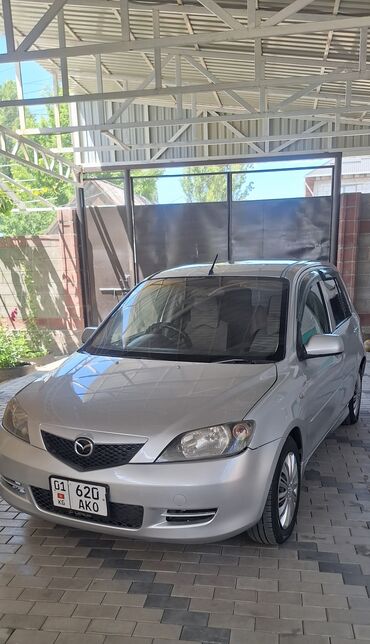 mazda demio 2004: Mazda Demio: 2004 г., 1.5 л, Автомат, Газ, Хетчбек