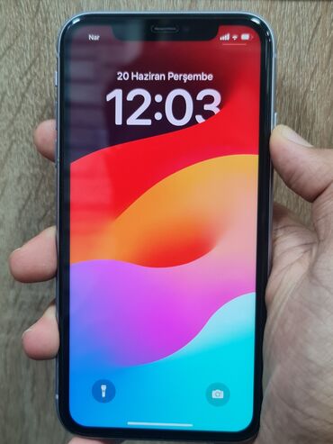 iphone 11 işlenmiş qiymeti: IPhone 11, 64 ГБ, Беспроводная зарядка, Face ID