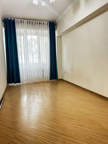 продаю участок на рассрочку: 2 комнаты, 64 м², Индивидуалка, 3 этаж, Косметический ремонт