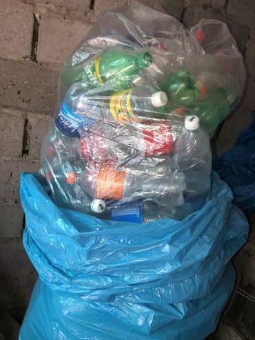 продажа бу телефонов в Кыргызстан | СТАЦИОНАРНЫЕ ТЕЛЕФОНЫ: Продаю пластиковые бутылки, (разные) телефон