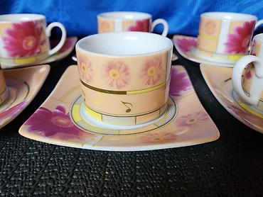 Kuhinjski setovi: Soljice nove porcelanske vintaz. Soljice komada 6 u ceni. Tacne — 10