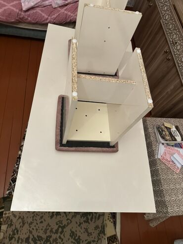 купить бу шкаф для одежды: Qonaq masası, Açılmayan, MDF, Dördbucaq masa