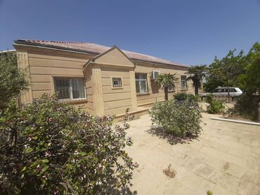 Həyət evləri və villaların satışı: 5 otaqlı, 235 kv. m, Orta təmir — 12