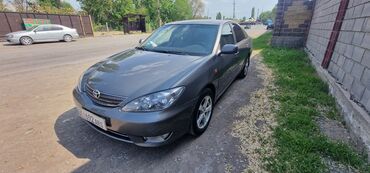 Toyota: Toyota Camry: 2003 г., 2.4 л, Механика, Газ, Седан