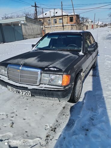 Mercedes-Benz: Mercedes-Benz 190 (W201): 1.8 l | 1992 il Sedan — 5