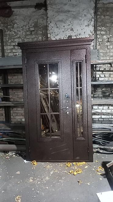 Двери для домов и квартир: Двери для домов и квартир, Бронированная, Одностворчатая, Кыргызстанская, Со стеклом, цвет - Фиолетовый — 13