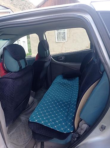выбор номера о: Nissan Tino: 2002 г., Автомат, Минивэн — 4