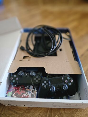 playstation 4 500gb 2 controller: 5 oyun 2orginal 1 a class pultlu satiram. Oyunlar: Pes2020 Nfs ghost