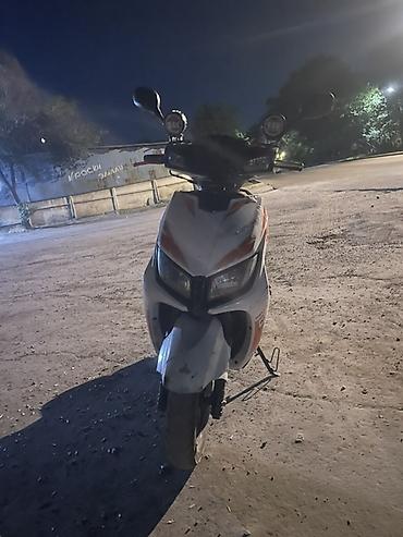 электростартер: Скутер Jinan Qingqi/Super Moto (наклейки: “M8”, “SUPER MOTO”, “Jinan”) — 3