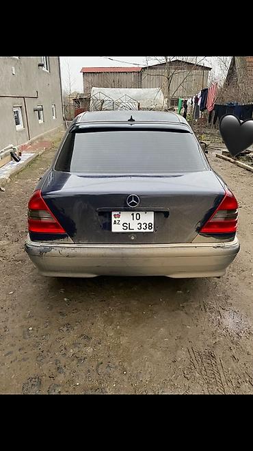 Mercedes-Benz: Mercedes-Benz sedan - Korpus: 4 qapılı sedan, tünd rəng - Salon — 10