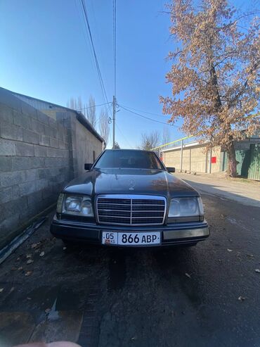 гурзавой мерс: Mercedes-Benz W124: 1993 г., 2.5 л, Механика, Дизель, Седан