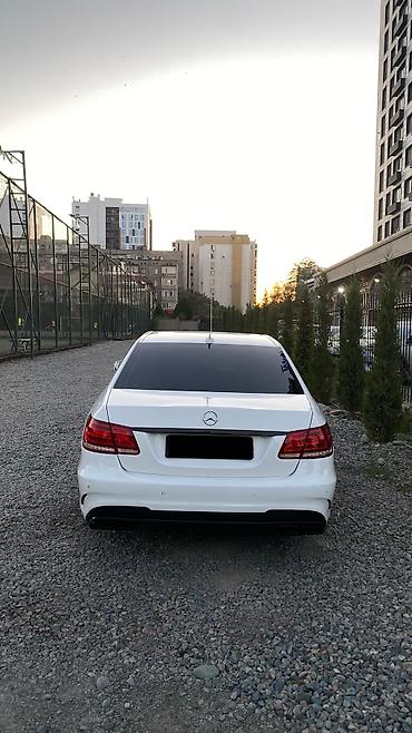 значки на мерседес: Mercedes-Benz E-Class: 2014 г., Бензин, Седан — 3