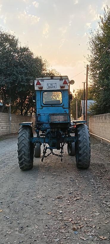 215 75 16 c: Traktor – mavi rəngli, kabinalı, arxa təkərli çəkici - Model tipi — 5