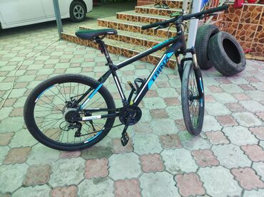 Велосипеды: Продаю велосипед Trinx m136 в отличном состоянии. Колеса (26х1.95) в