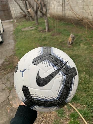 Спорт и отдых: Футбольный мяч Nike Merlin Premier League - Официальный дизайн лиги — 2