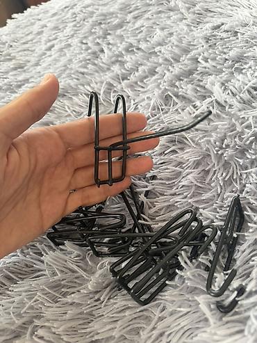 Metal məhsulları: 1 ədədi 80 qəpik
Aksesuar vitrini — 1