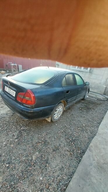 Mitsubishi: Mitsubishi Carisma: 2001 г., 1.8 л, Автомат, Бензин, Седан