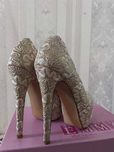 обув: Туфли AURA SHOES, 35, цвет - Фиолетовый