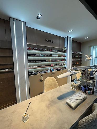 Ev və bağ: 📍 Gənclik, Ayna Sultanova 💼 Salon hazır biznes kimi satılır! Atatürk — 8