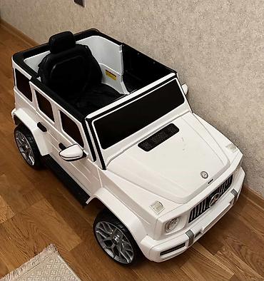 Uşaq elektrikli maşın – şəhər cipi üslubunda, ağ rəng - Korpus: SUV