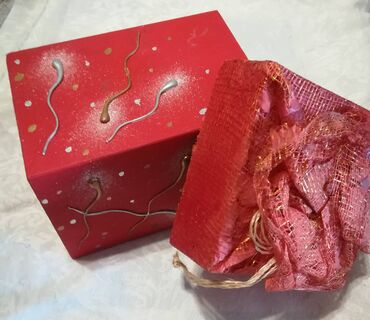 jastuci za kicmu: Decoration box, color - Red, Used