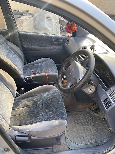 Toyota: Toyota Ipsum: 1996 г., Автомат, Минивэн — 2