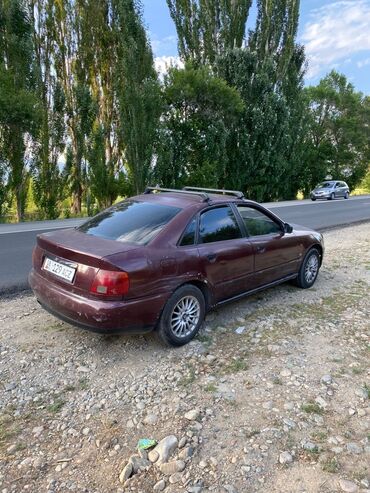 гольф 4 вариант: Audi A4: 1996 г., 1.6 л, Механика, Бензин, Седан