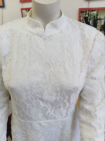 Haljine: Duga bela čipkana haljina - Elegantna bela haljina od bogate cvetne — 9