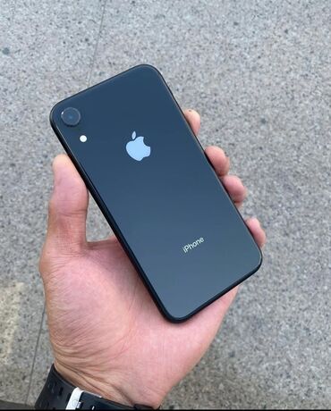 Apple iPhone: IPhone Xr, Б/у, 128 ГБ, Черный, Зарядное устройство, Чехол, 79 %