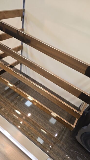 Digər mebel: Geyim mağazası ücün mebel,vitrin stilaj,aksesuarlar, kreslo -da lalafo.az — 17 Digər mebel: Geyim mağazası ücün mebel,vitrin stilaj,aksesuarlar, kreslo — 17