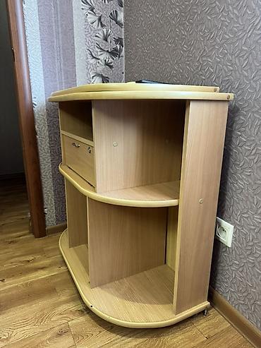 Тумбы и подставки: Тумба для ТВ/медиа с ящиком и открытыми полками Цена: 1600 сом — 2