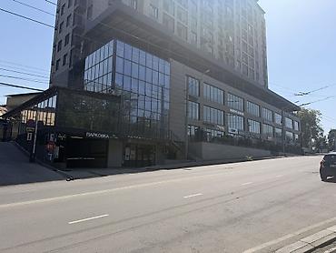 арт сквер art square: Светлое коммерческое помещение в центре города, современном — 3